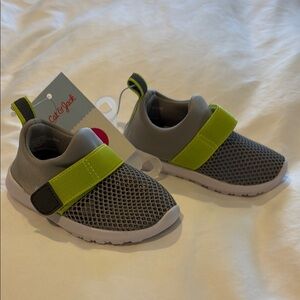 Cat & Jack Gray and Green Sneakers with Elastic Strap